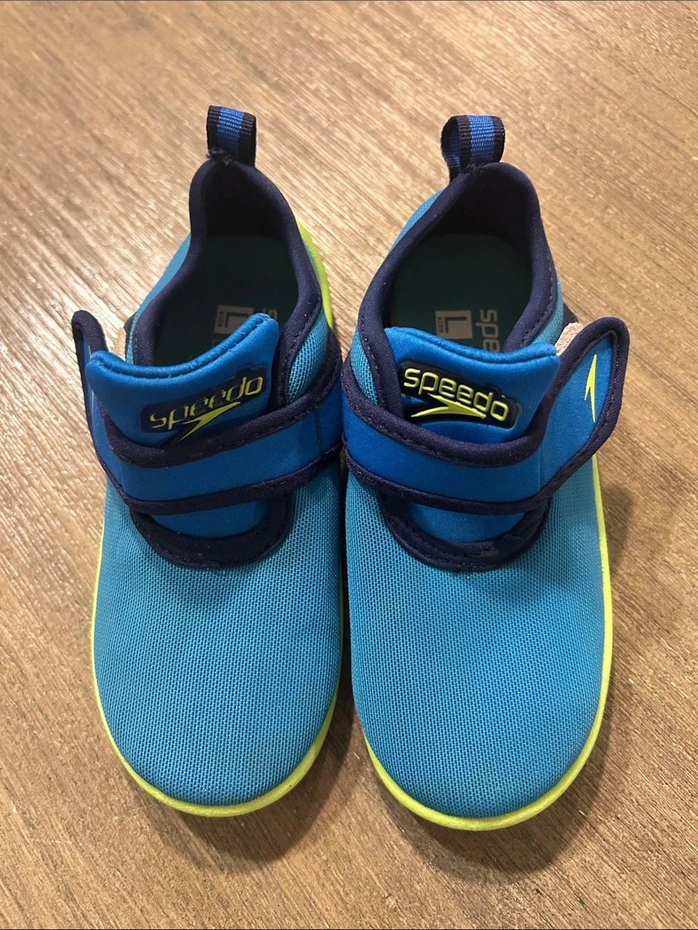 Speedo Kids Blue and Navy Lime-Trim Water Shoes, Size 9/10, Gently Used.